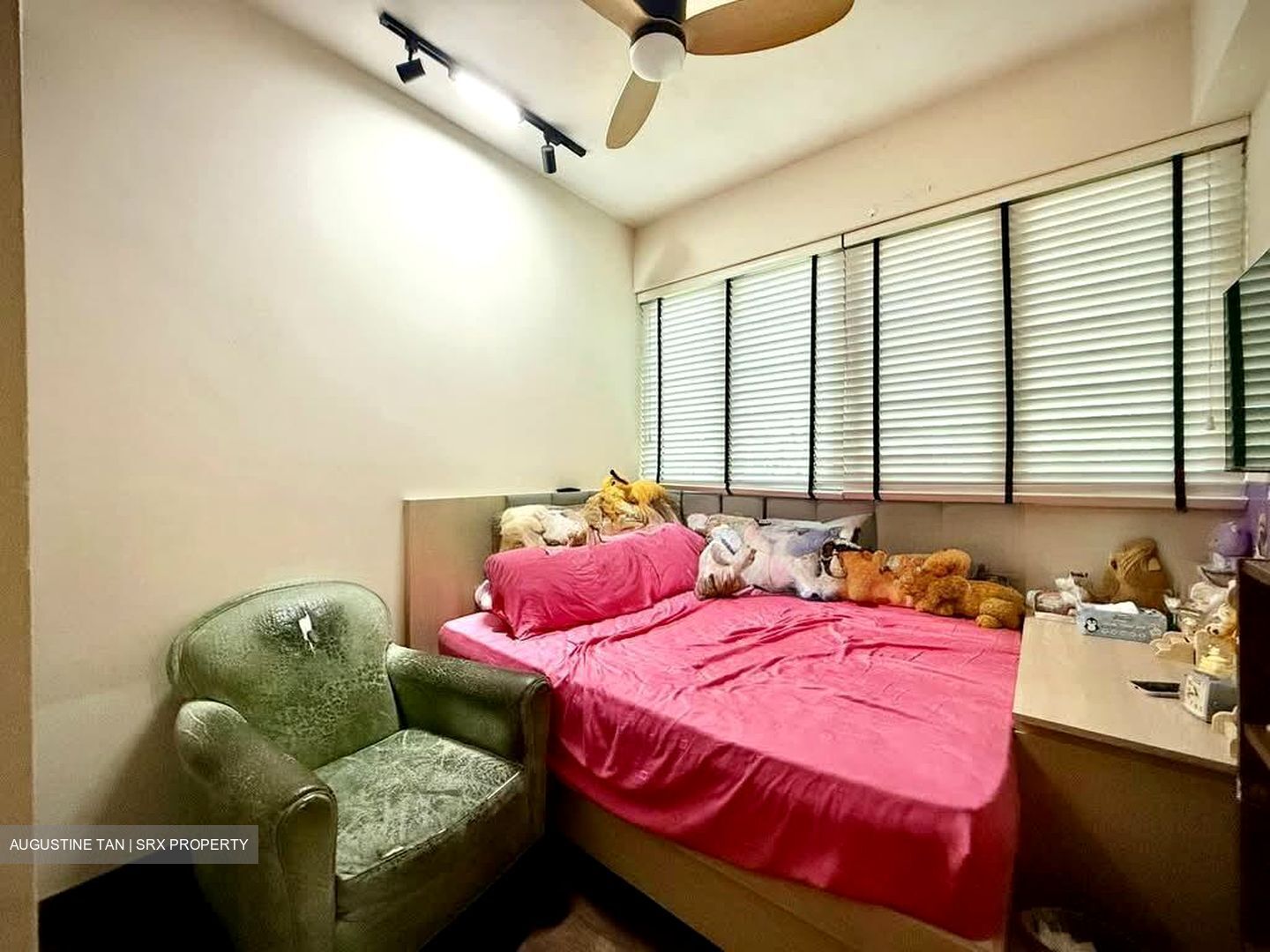 Eight Courtyards (D27), Condominium #559700141